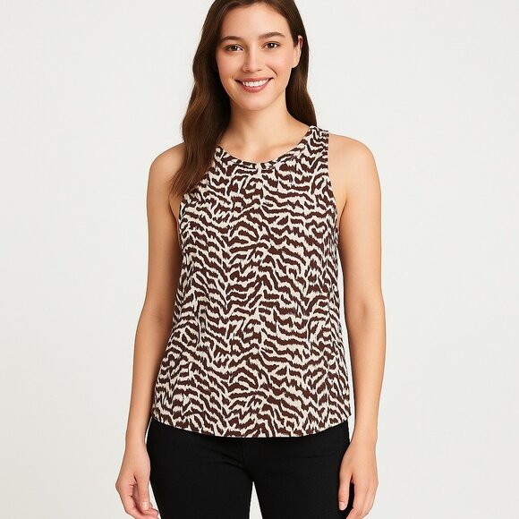Lark & Ro Tops - Lark & RO sleeveless top size 4